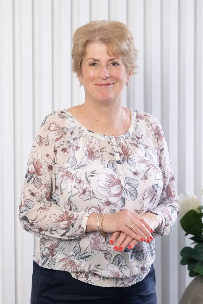 Angela Rowson